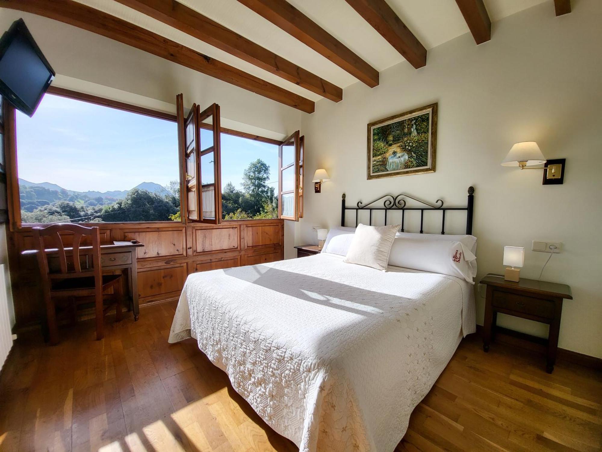 La Biesca Sebrenu Hotell Ribadesella Exteriör bild